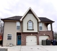 Building Photo - 4236 E Cherokee Dr