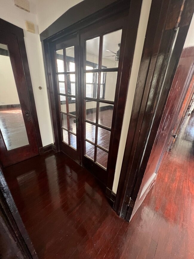 Building Photo - 8139 S Peoria St