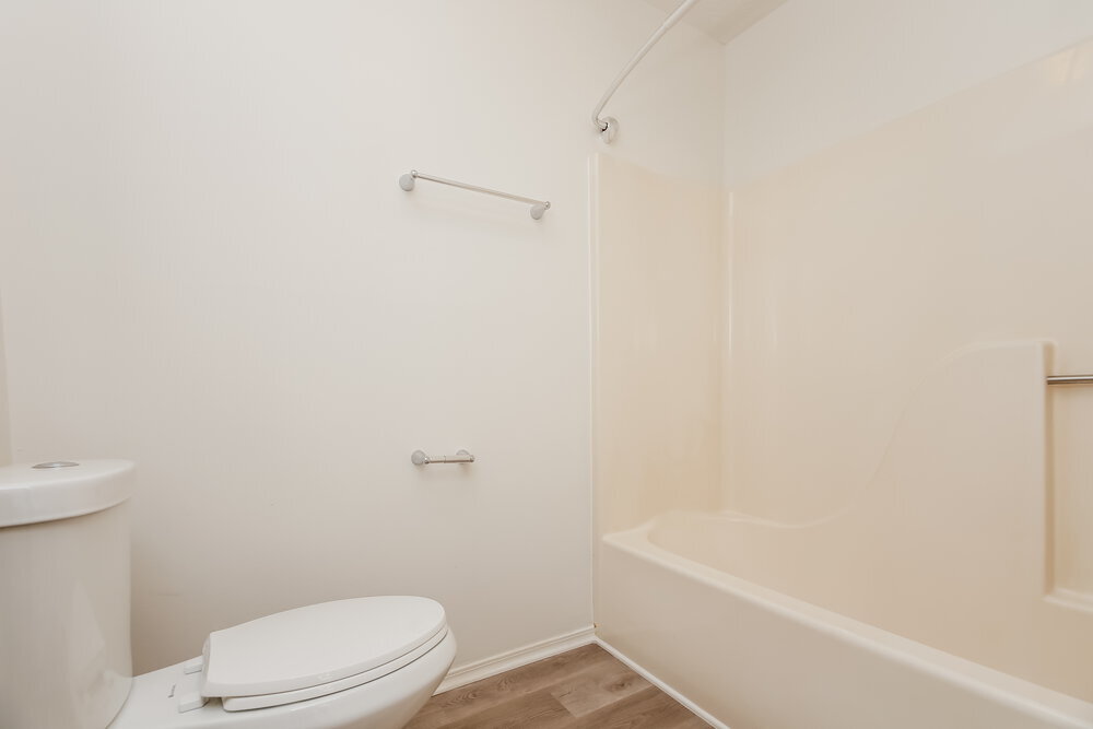 Building Photo - 6018 Valley Trails Ct