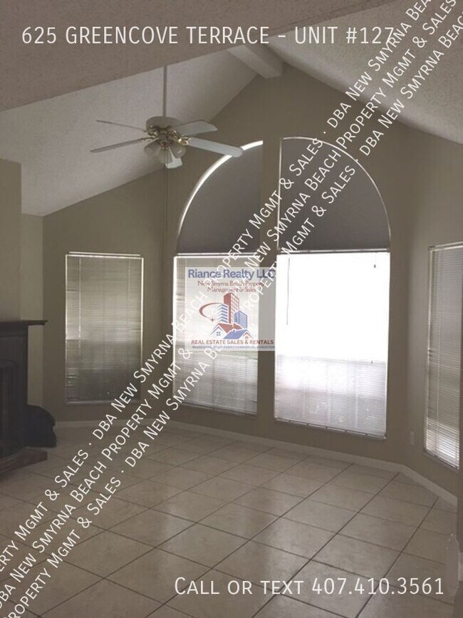 Building Photo - 625 Greencove Terrace