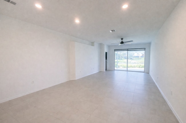 Building Photo - Beautiful New Construction Home for Rent in Naples, FL