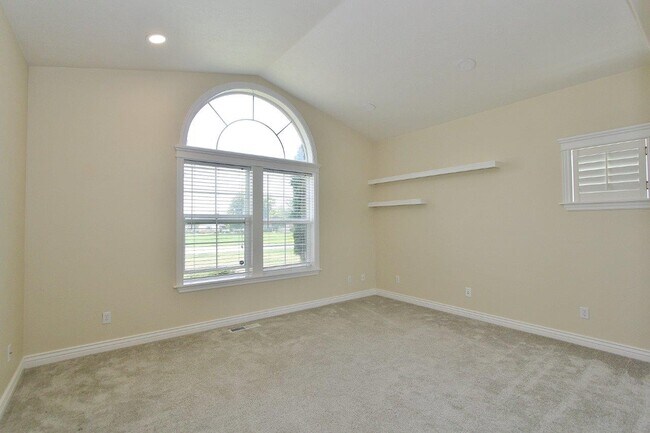 Building Photo - 4109 E Man O War Dr