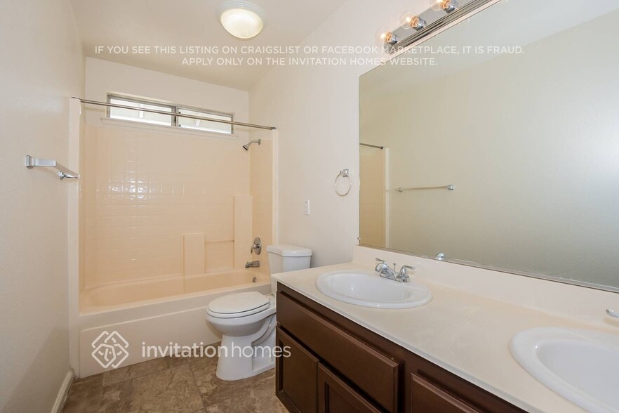 Building Photo - 828 Inder Ln