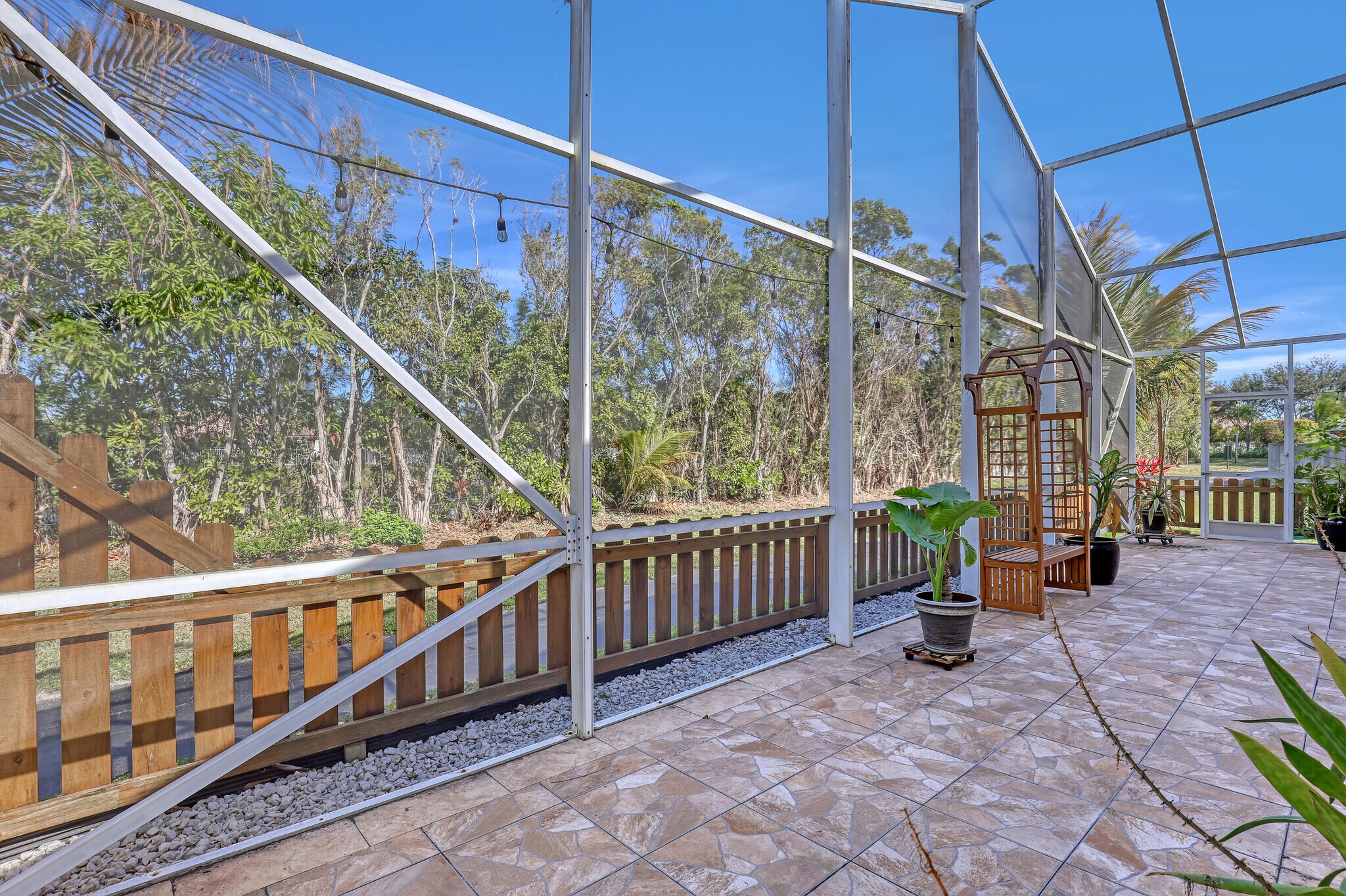 Building Photo - 6817 Barnwell Dr