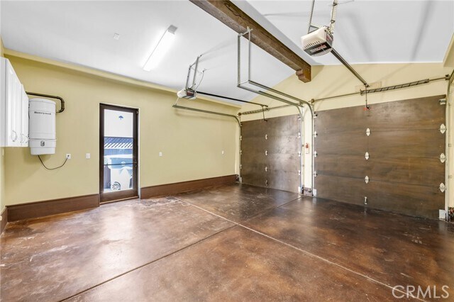 Building Photo - 221 Vía Alameda