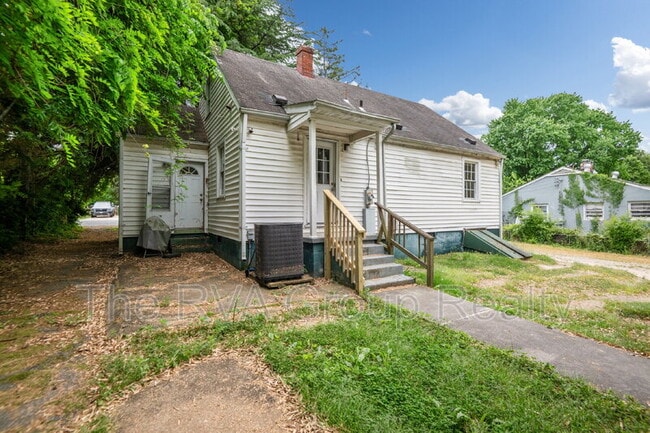 Building Photo - 819 Boroughbridge Rd