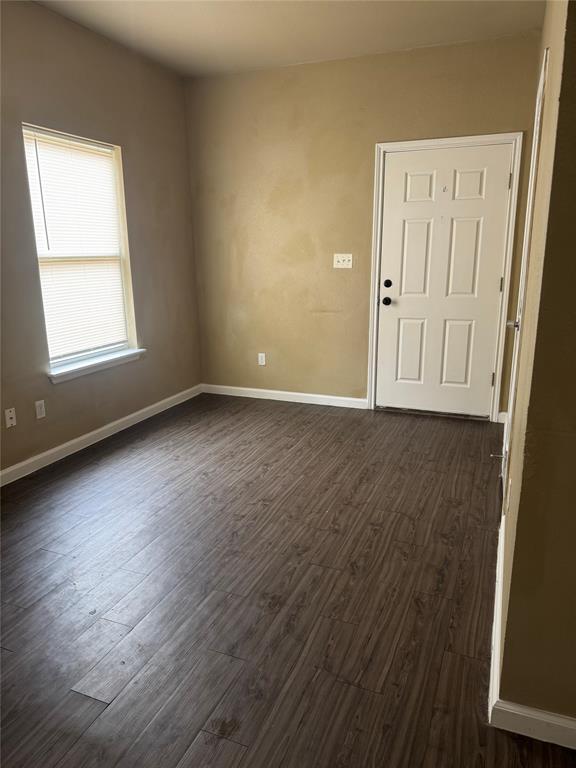 Building Photo - 1017 Fir Ln