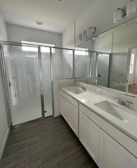Building Photo - 4350 Davos Dr