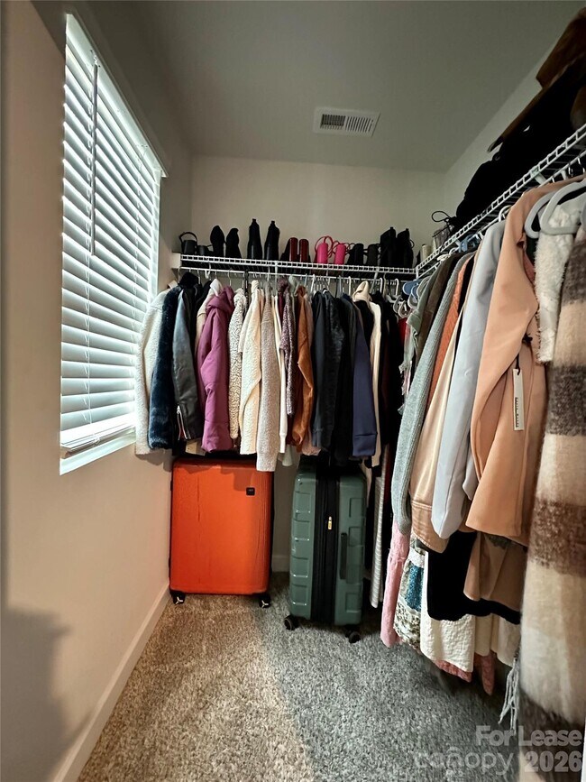 Building Photo - 6212 Hailstone Rd