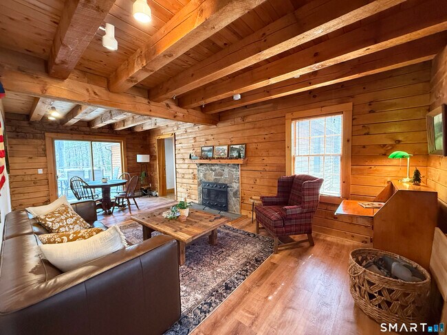 Building Photo - 37 Harris Rd