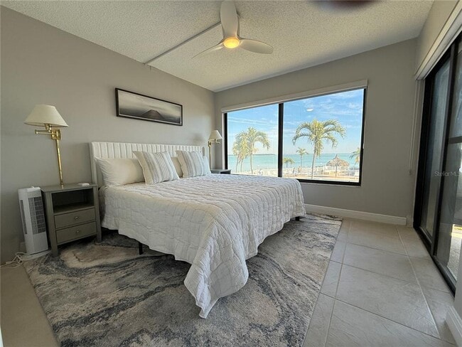 Building Photo - 6322 Palma Del Mar Blvd S
