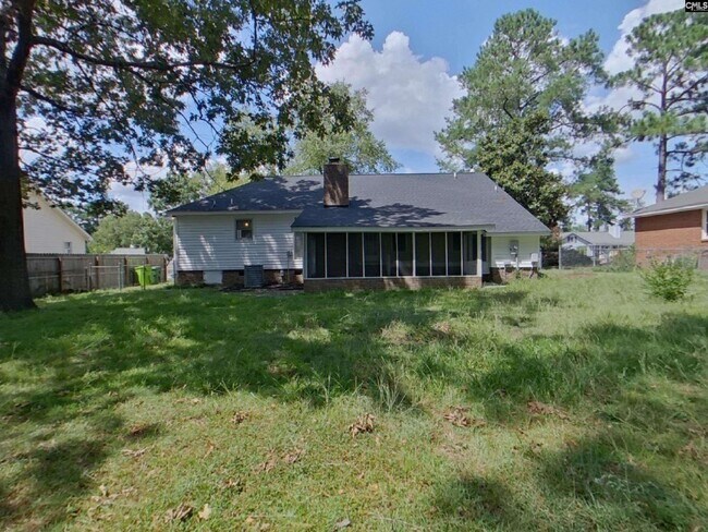 Building Photo - 116 Glenshannon Dr