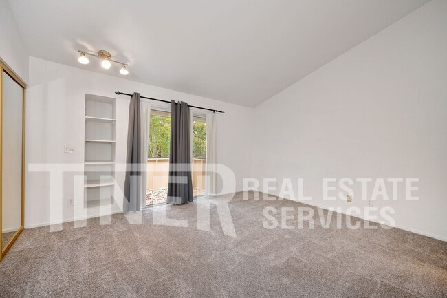 Building Photo - 9118 Madison Green Ln