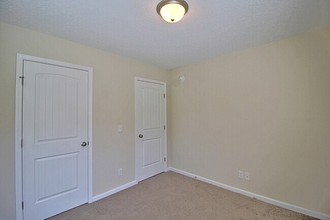 Building Photo - 260 Whippoorwill Wy NE