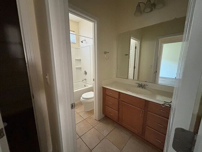 Building Photo - 16959 Cobble Creek Way