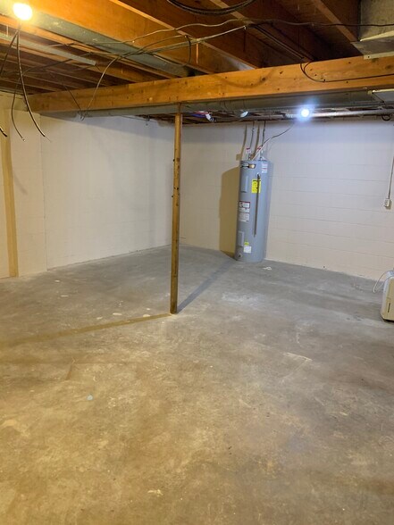 Building Photo - 20 N Chalfant Rd