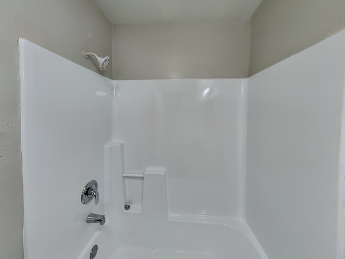 Building Photo - 16830 S Lighthouse Dr