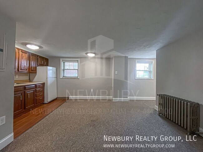 Building Photo - 102 W Steuben St