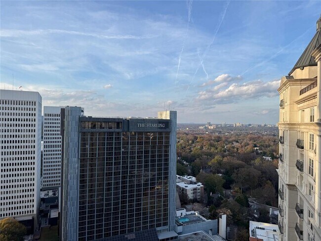 Building Photo - 195 14th St NE