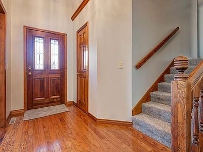 Building Photo - Executive 4 Bedroom 4 Bath 3+ Car Garage -...