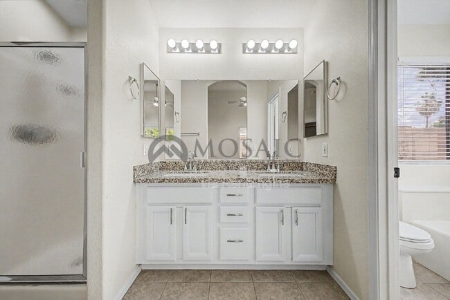 Building Photo - 1894 E Palomino Dr