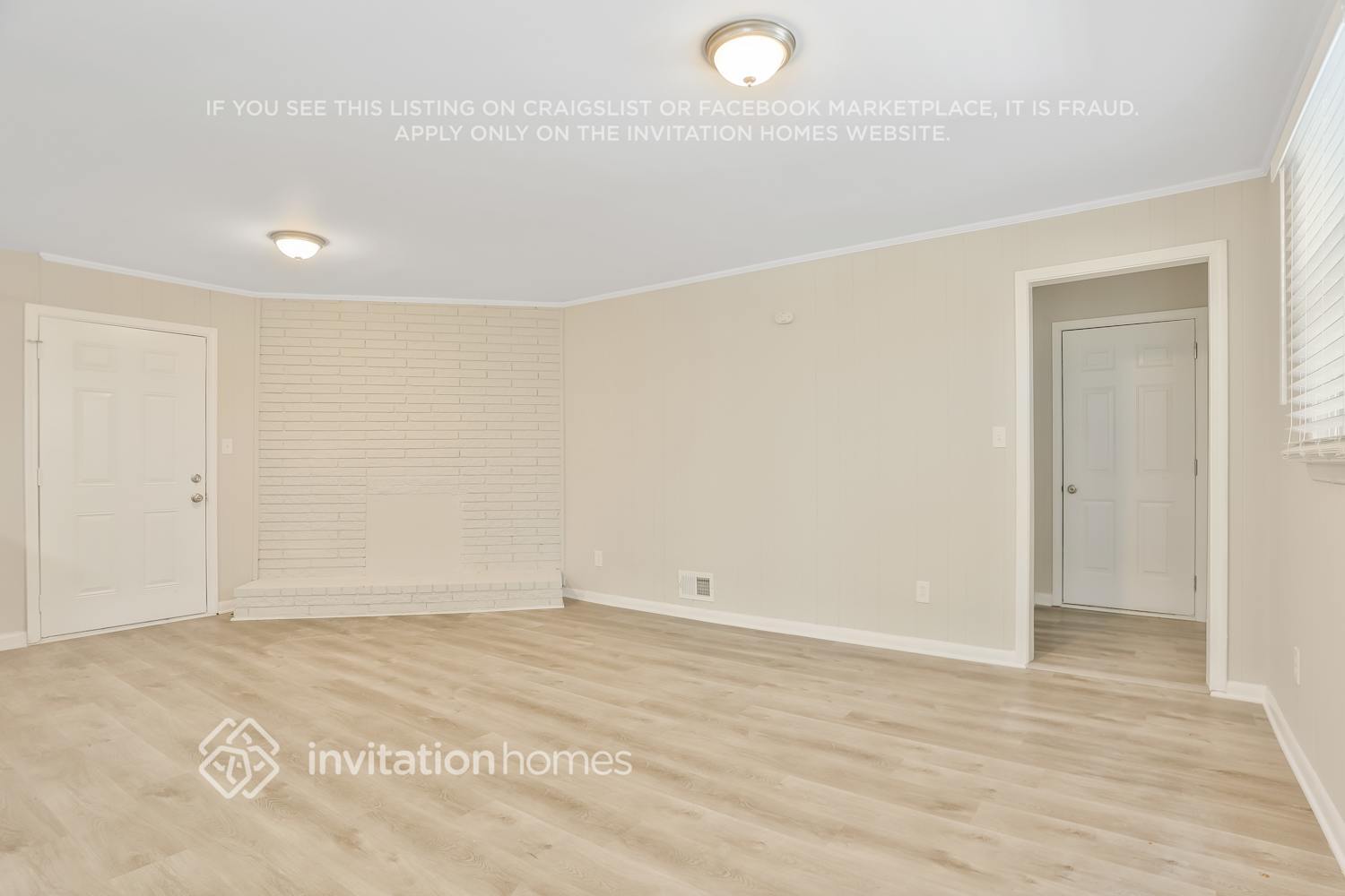 Building Photo - 3887 Sable Dr