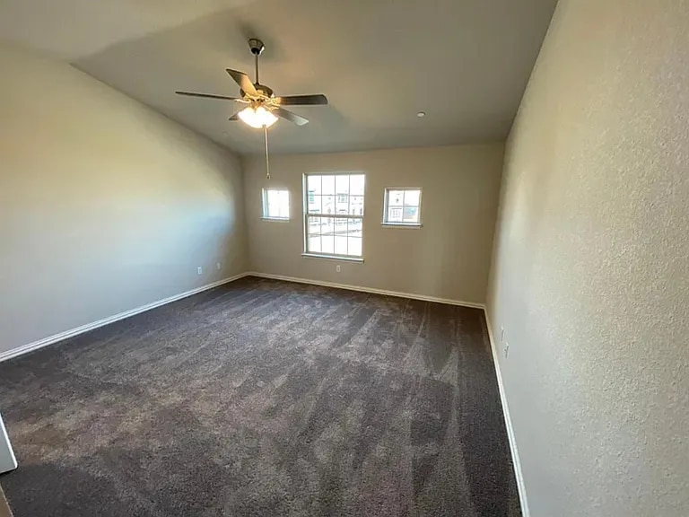 Building Photo - 3209 Solana Cir