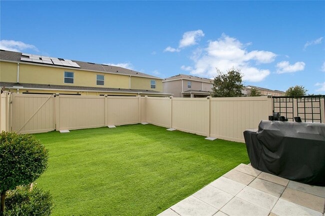 Building Photo - 9006 Pinales Wy