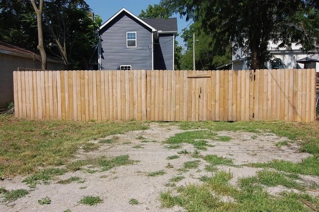 Building Photo - 208 N Guilford Ave