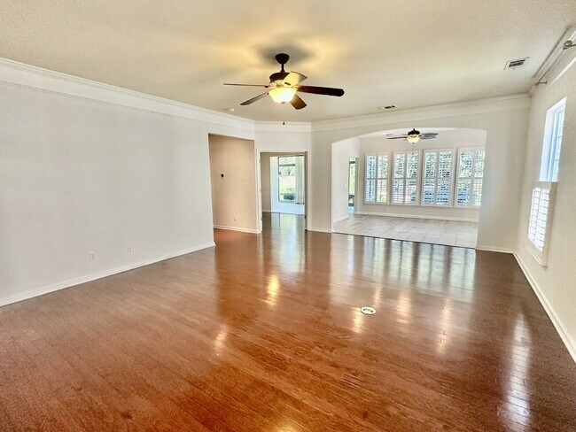 Building Photo - Charming Sun City Retreat, Availale Now for Rent