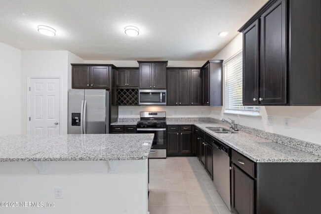 Building Photo - 11006 Stapleton Dr