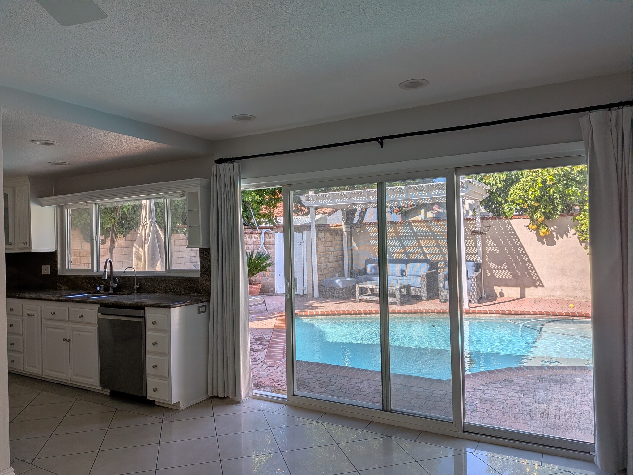 Building Photo - 20143 Baltar St