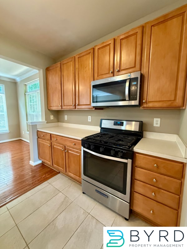 Building Photo - 1529 Olde Sage Ct