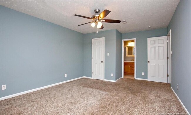 Building Photo - 1819 Eichelberger Dr