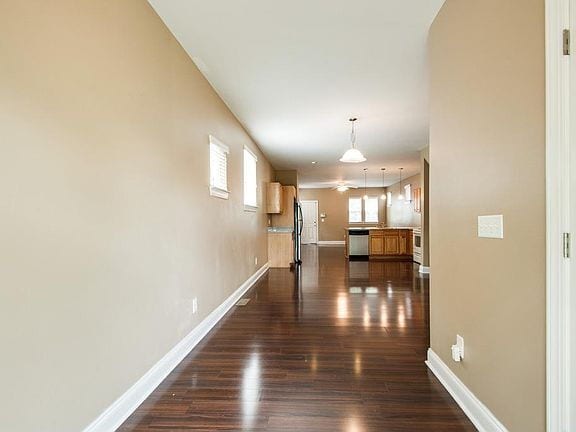 Building Photo - 928A 33rd Ave N