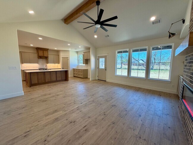 Building Photo - 509 Waggoner Ln