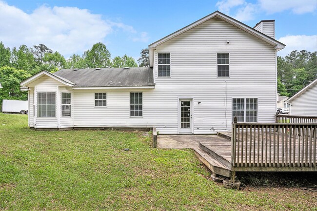 Building Photo - 3 Bedroom 2.5 Bath Home