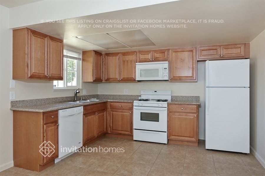 Building Photo - 522 San Remo Ct