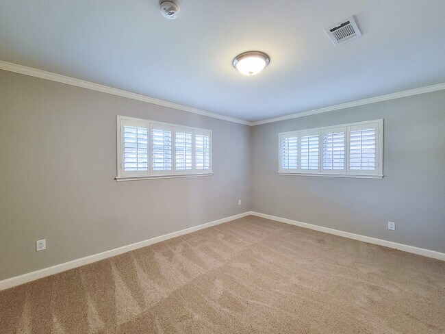 Building Photo - 4915 Brian Haven Dr