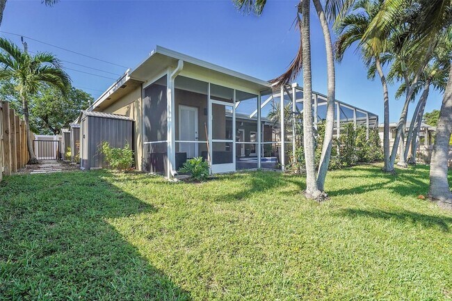 Building Photo - 1736 NW 38th St