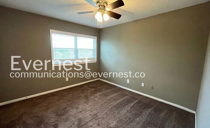 Building Photo - 3340 Roadrunner Trail