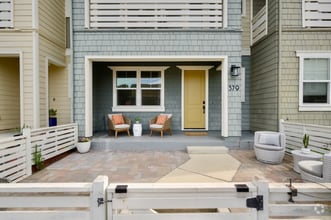 Building Photo - 3br / 2.5ba Scotts Valley Gem