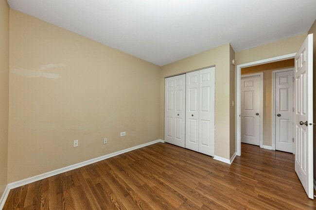 Building Photo - 2211 Waterleaf Ct