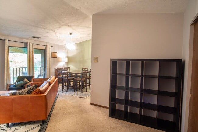 Building Photo - Fully Furnished 2-Bedroom Condo – 2 Blocks...