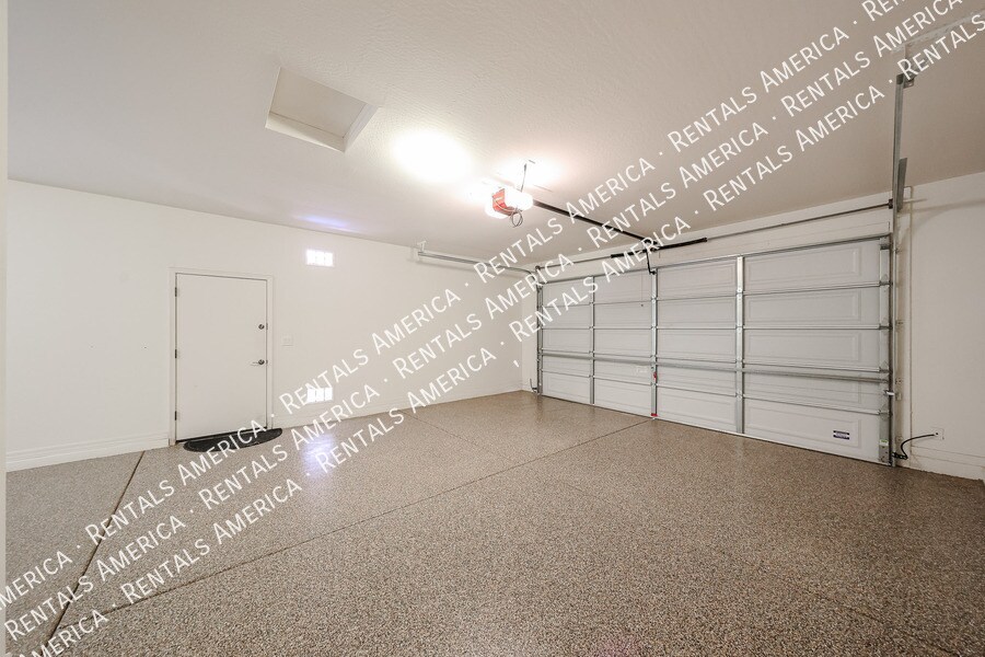 Building Photo - 1166 W Fir Tree Rd