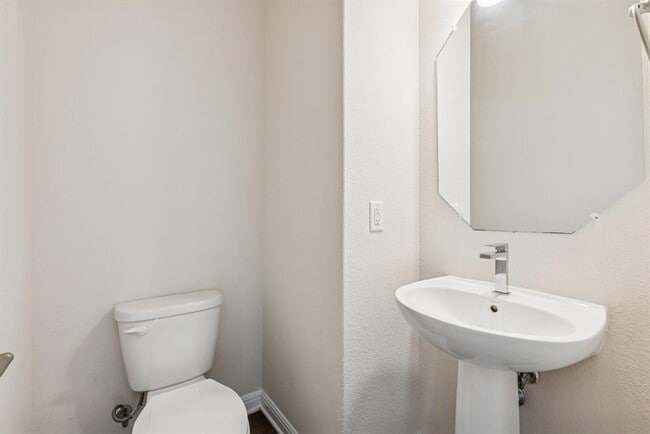 Building Photo - 6009 Steep Cactus Trail