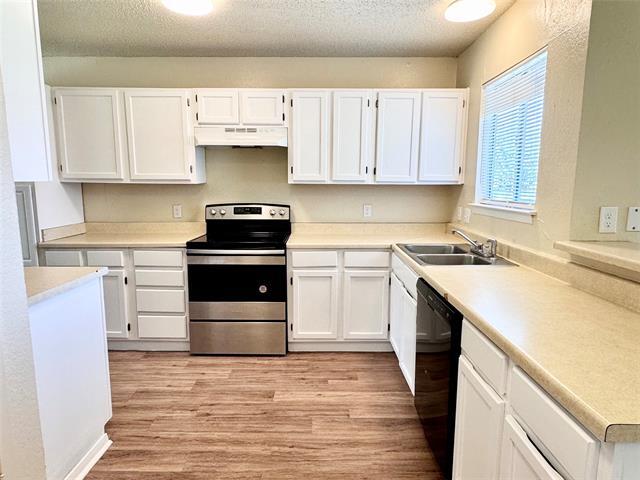Building Photo - 7551 Boxwood Ct