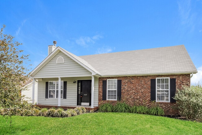 Building Photo - 909 Havenridge Dr