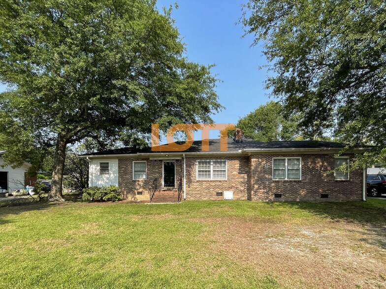 Building Photo - 11 Owens Rd