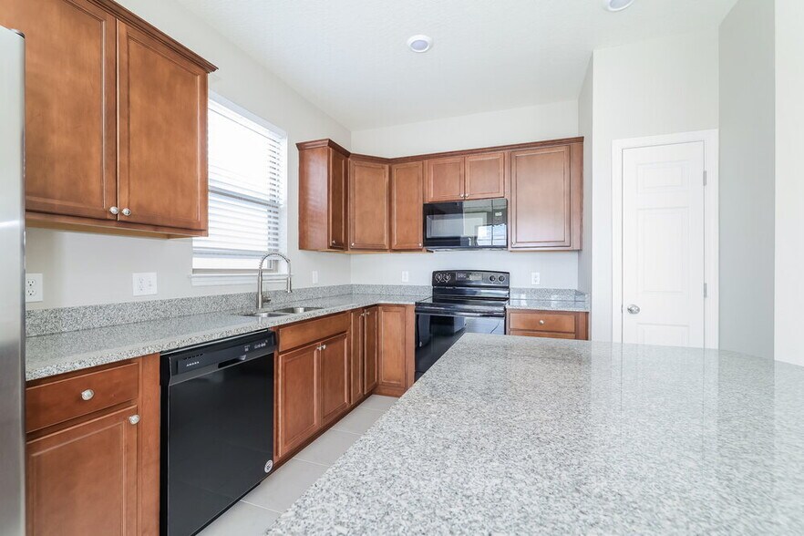 Building Photo - 1733 Cayman Cove Cir